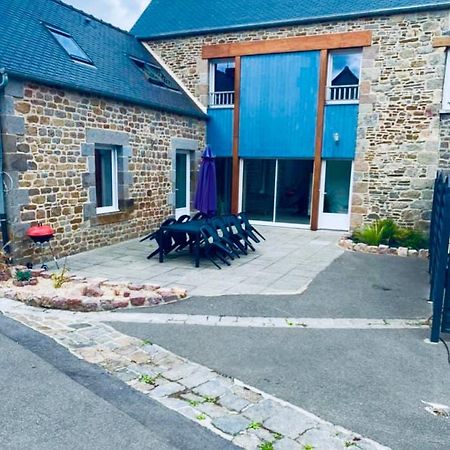 Le Gite De La Mongatelais Villa Roz-Landrieux Buitenkant foto
