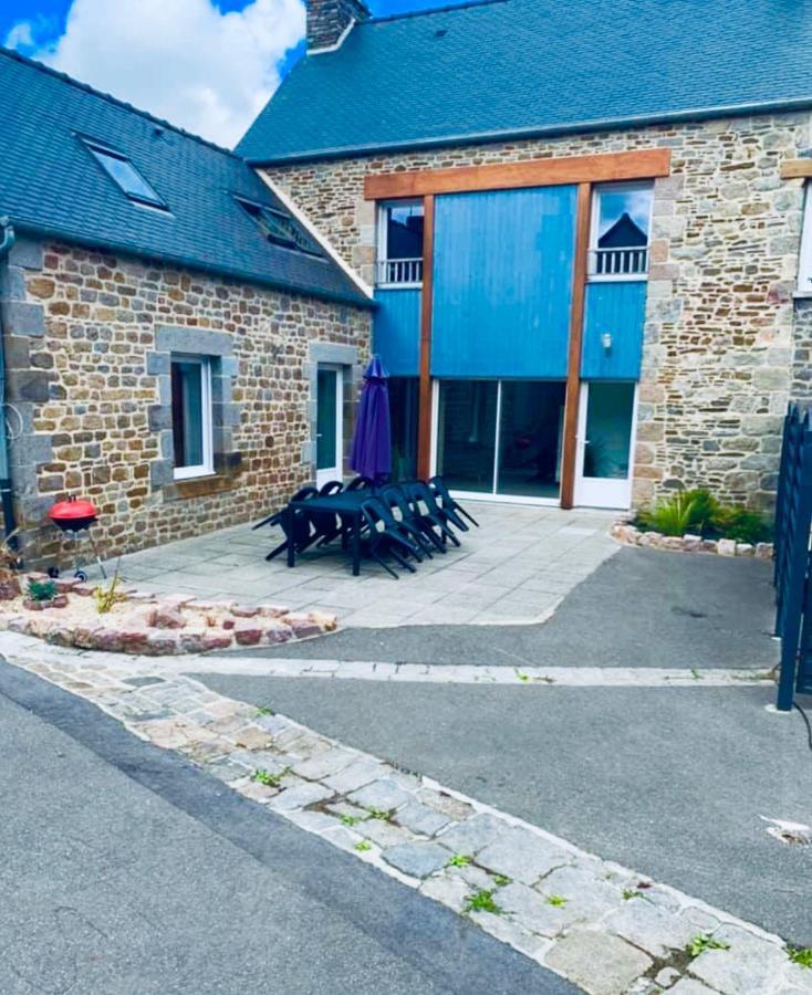 Le Gite De La Mongatelais Villa Roz-Landrieux Buitenkant foto